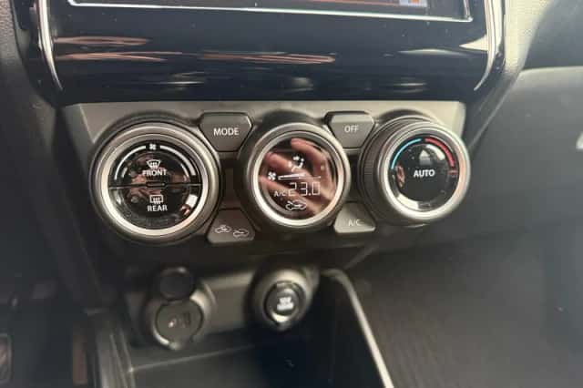Suzuki Swift (2022) thumbnail 28