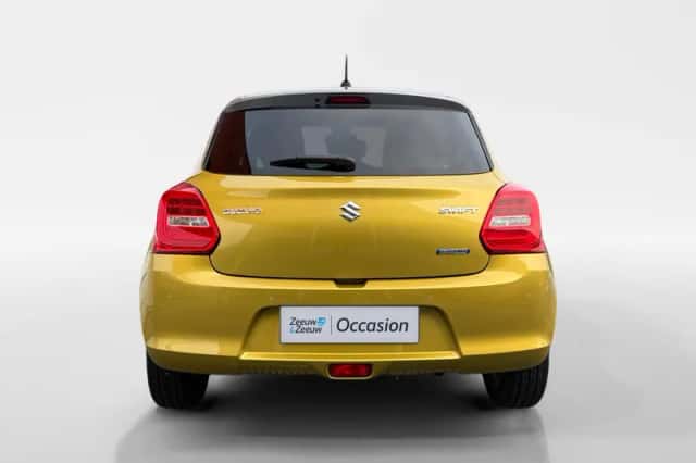 Suzuki Swift (2022) thumbnail 6