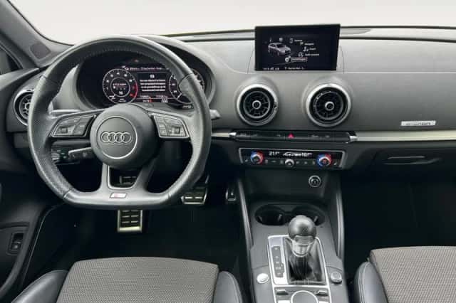 Audi A3 (2018) thumbnail 22
