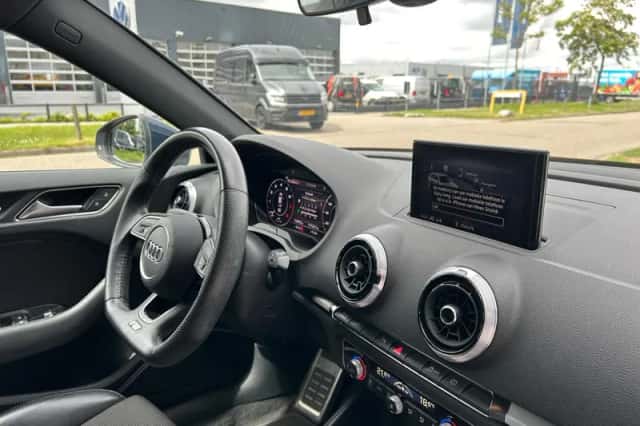 Audi A3 (2018) thumbnail 26
