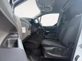 Ford Transit Connect (2024) thumbnail 14