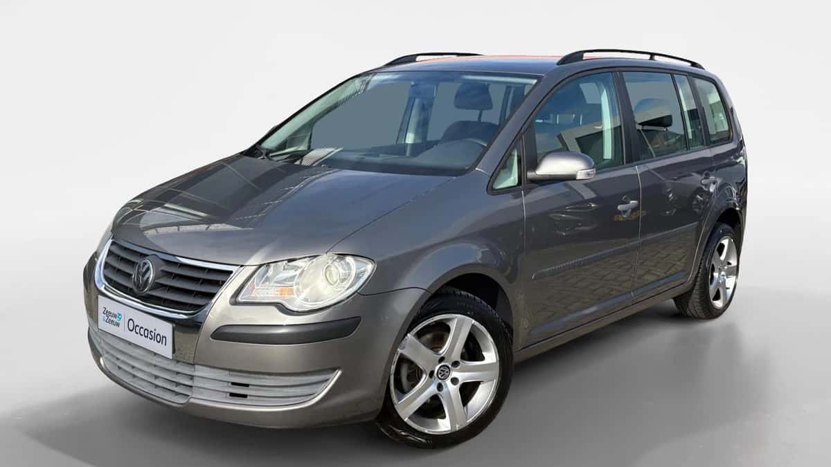 Volkswagen Touran (2008) — foto 1