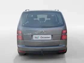 Volkswagen Touran (2008) thumbnail 5