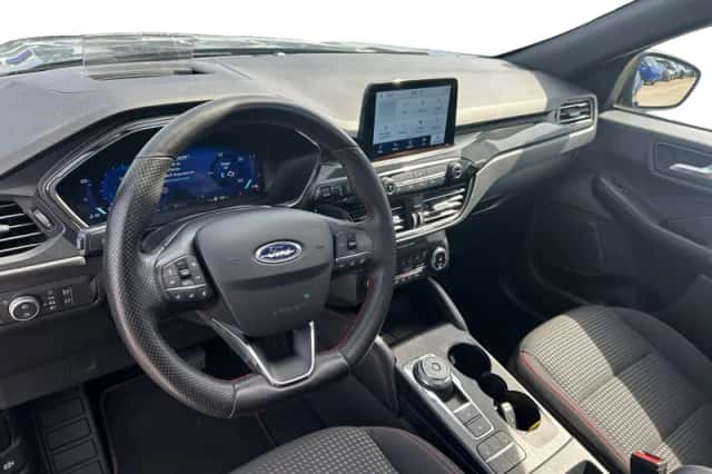 Ford Kuga (2022) thumbnail 19