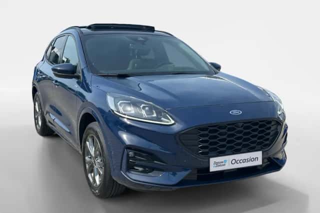 Ford Kuga (2022) thumbnail 3