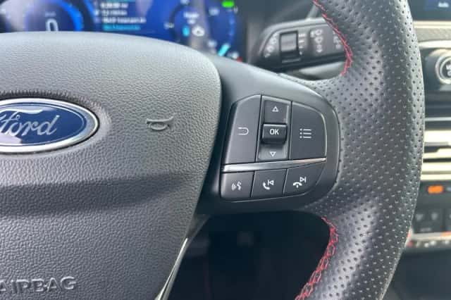 Ford Kuga (2022) thumbnail 22