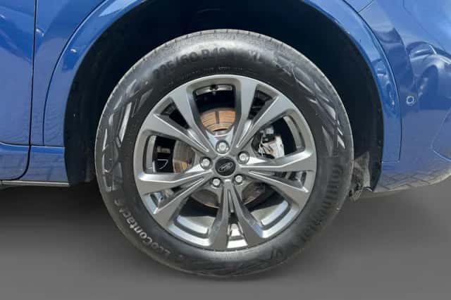 Ford Kuga (2022) thumbnail 8