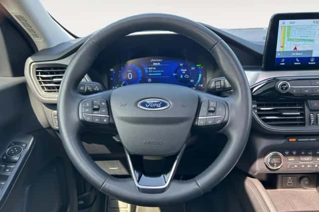 Ford Kuga (2022) thumbnail 19