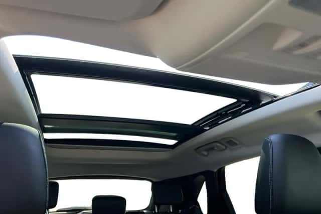 Ford Kuga (2022) thumbnail 25