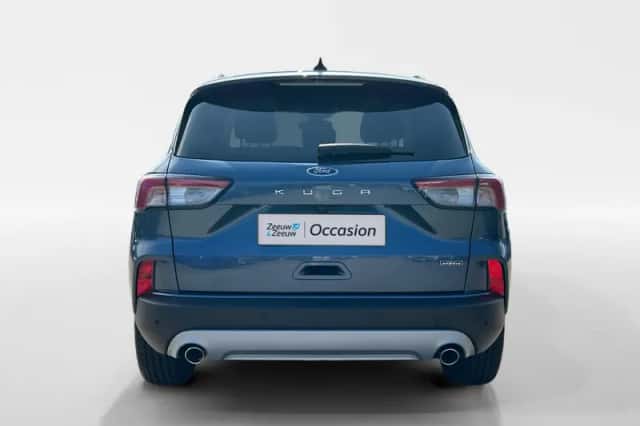 Ford Kuga (2022) thumbnail 5