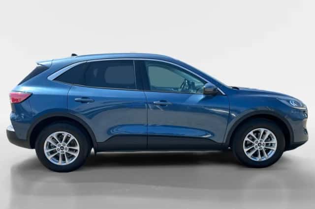 Ford Kuga (2022) thumbnail 6