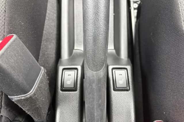 Suzuki Swift (2020) thumbnail 12