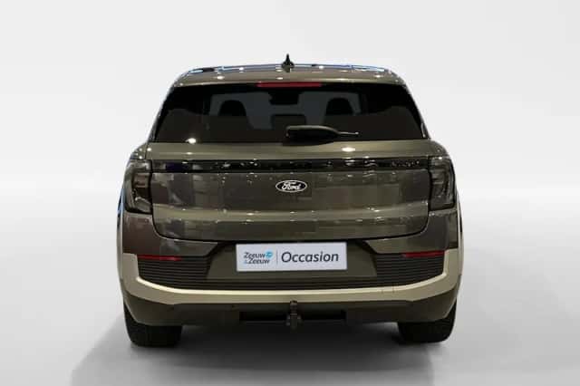 Ford Explorer (2026) thumbnail 5