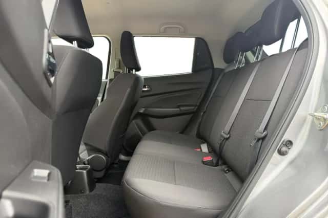 Suzuki Swift (2022) thumbnail 11