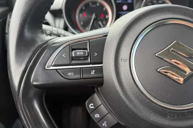 Suzuki Swift (2022) thumbnail 19