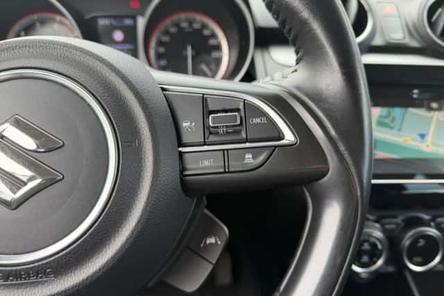 Suzuki Swift (2022) thumbnail 20