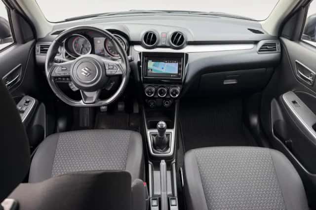Suzuki Swift (2022) thumbnail 22