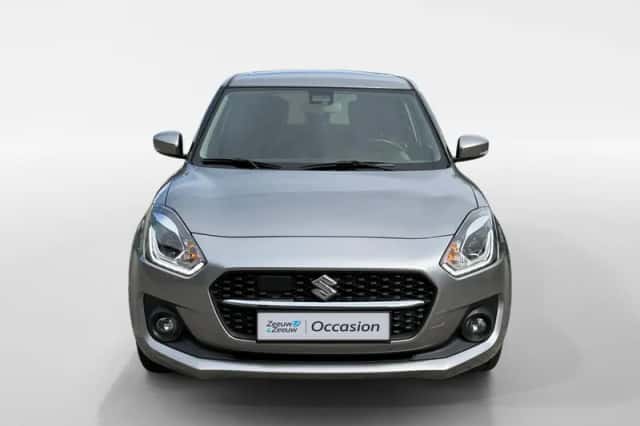 Suzuki Swift (2022) thumbnail 6