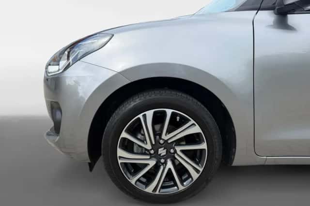 Suzuki Swift (2022) thumbnail 8