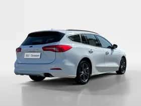 Ford Focus (2019) thumbnail 3