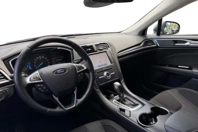 Ford Mondeo (2019) thumbnail 12