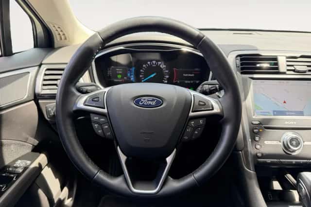 Ford Mondeo (2019) thumbnail 17