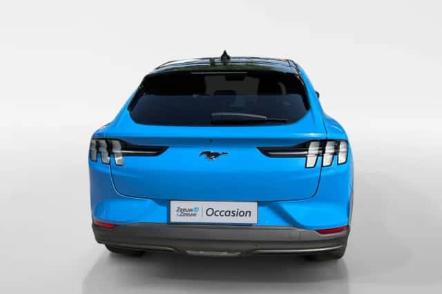 Ford Mustang Mach-E (2022) thumbnail 5