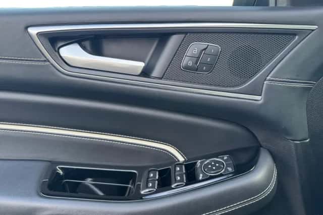 Ford S-Max (2023) thumbnail 14