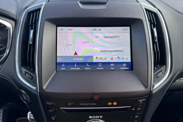 Ford S-Max (2023) thumbnail 23