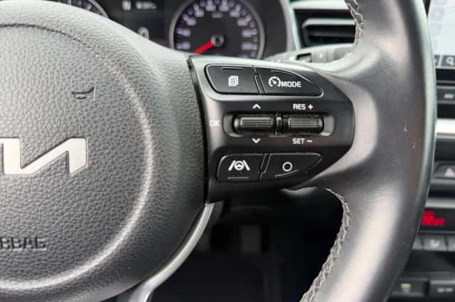 Kia Stonic (2022) thumbnail 23