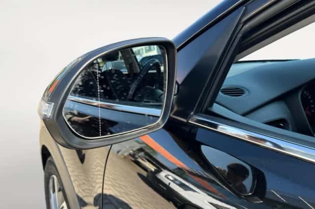 Kia Stonic (2022) thumbnail 41