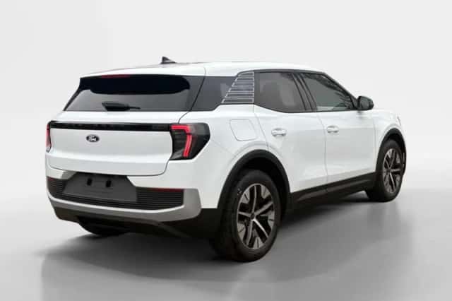 Ford Explorer (2026) thumbnail 2