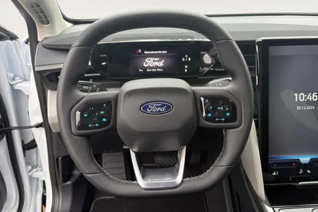 Ford Explorer (2026) thumbnail 13
