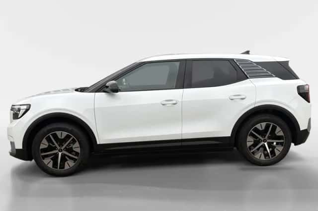 Ford Explorer (2026) thumbnail 3