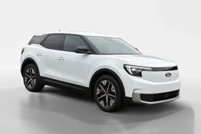 Ford Explorer (2026) thumbnail 4