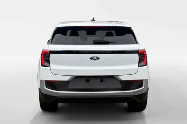 Ford Explorer (2026) thumbnail 8