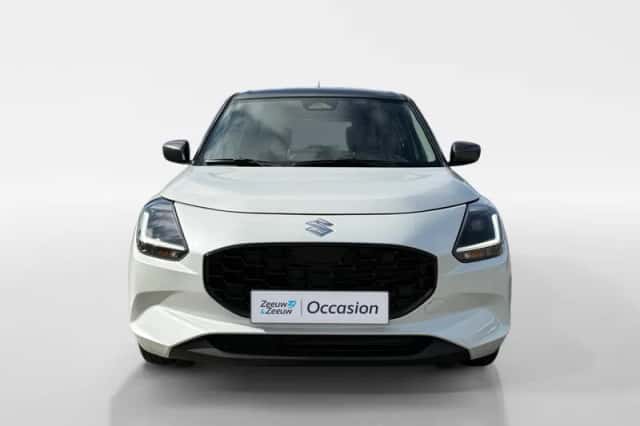 Suzuki Swift (2025) thumbnail 2
