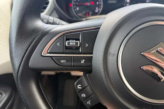 Suzuki Swift (2025) thumbnail 11