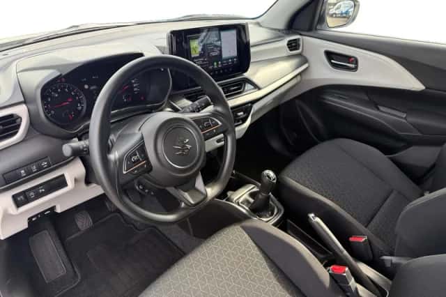 Suzuki Swift (2025) thumbnail 13