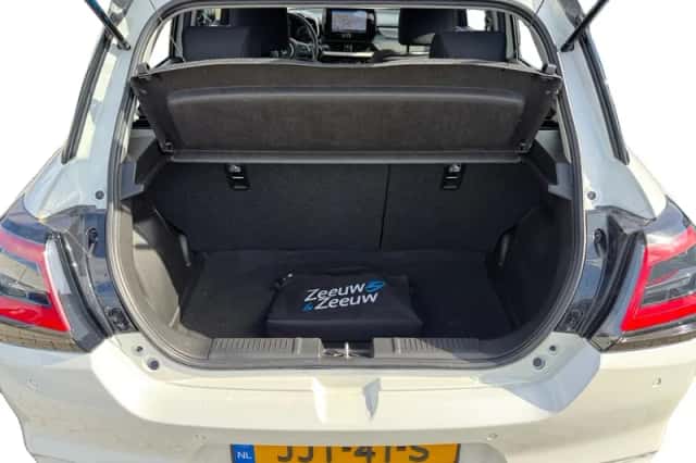 Suzuki Swift (2025) thumbnail 17