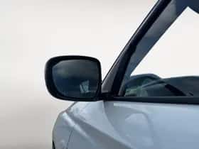 Suzuki Swift (2025) thumbnail 9