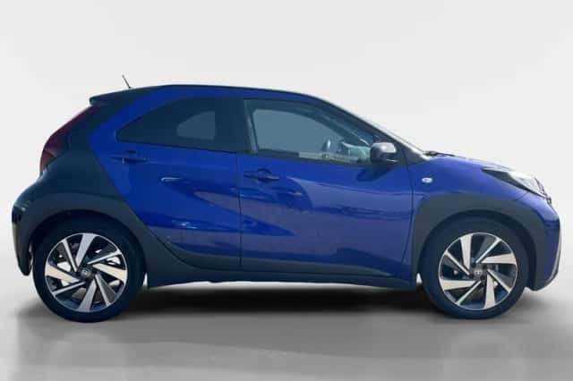 Toyota Aygo (2022) thumbnail 7