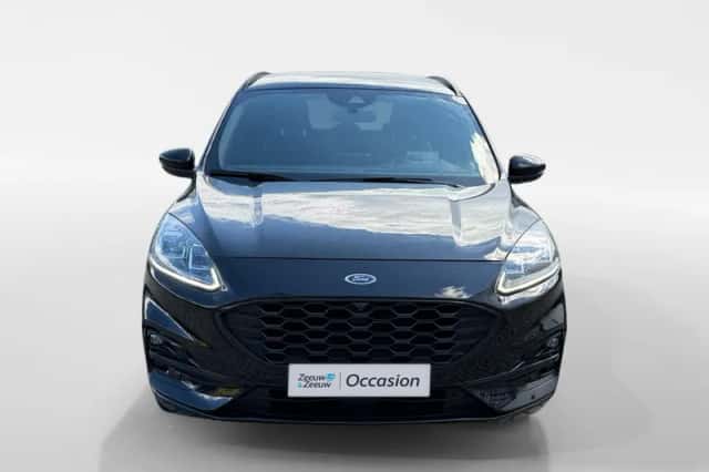 Ford Kuga (2022) thumbnail 2