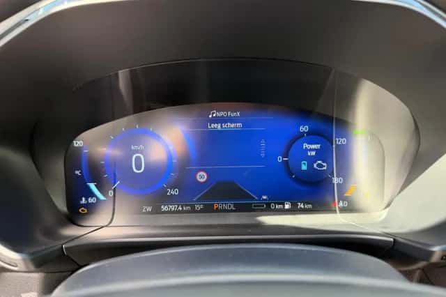 Ford Kuga (2022) thumbnail 14