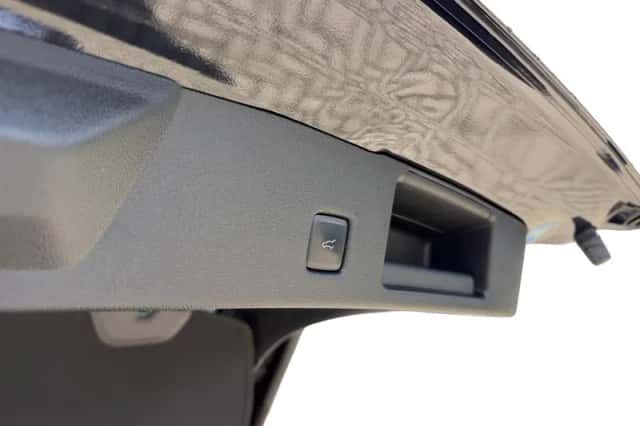 Ford Kuga (2022) thumbnail 24
