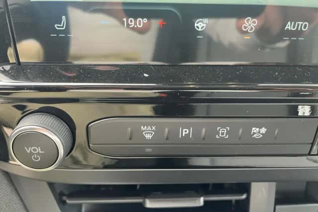 Ford Tourneo Custom (2025) thumbnail 17