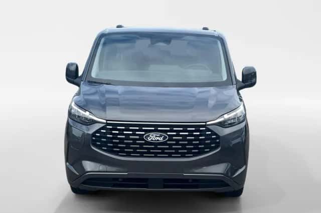 Ford Tourneo Custom (2025) thumbnail 6