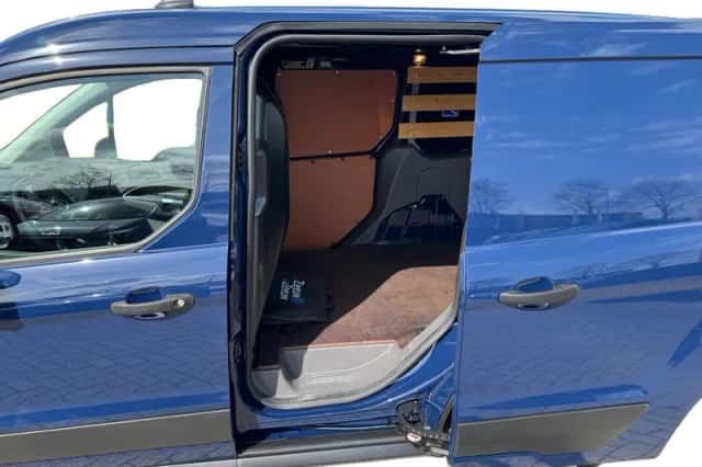 Ford Transit Connect (2024) thumbnail 23