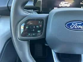 Ford Explorer (2025) thumbnail 13