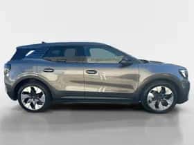 Ford Explorer (2025) thumbnail 4